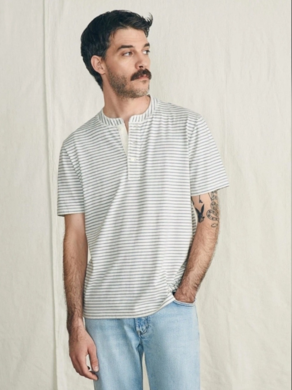 Faherty Sunwashed Cream & Navy Striped Short-Sleeve Henley NWT